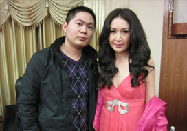 广州Jdb电子与明星合影